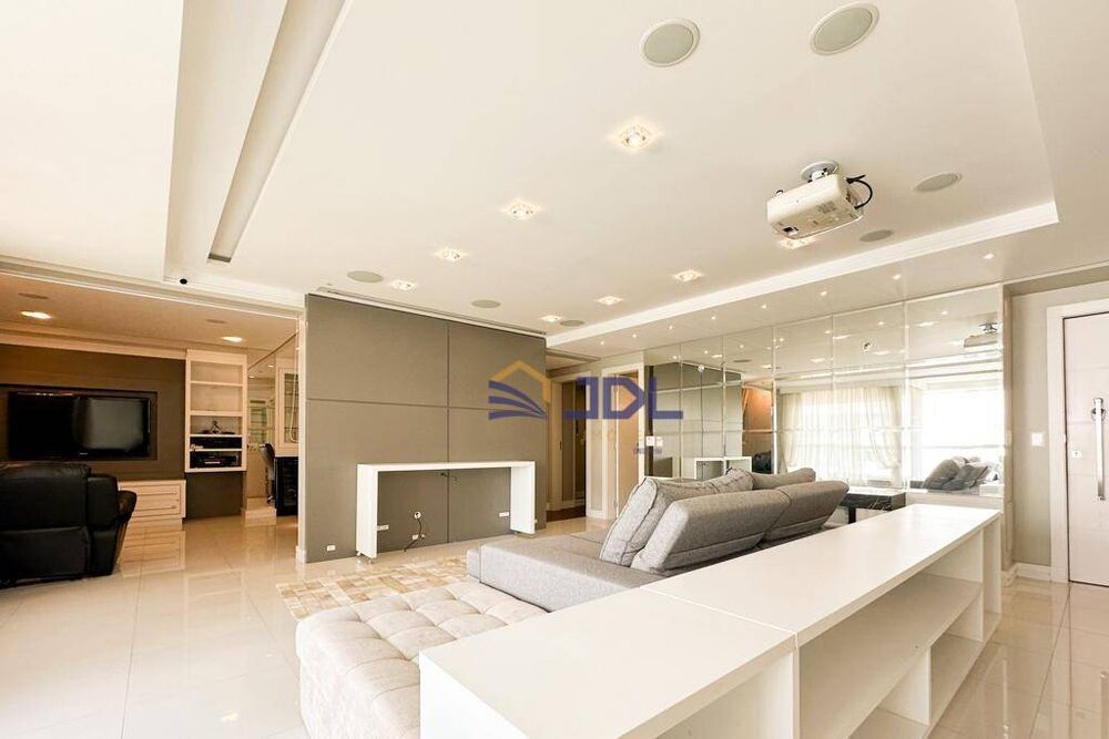 Apartamento à venda com 2 quartos, 183m² - Foto 1