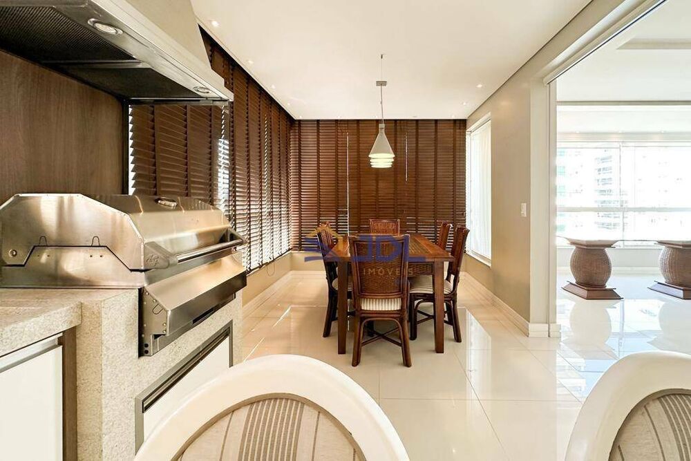 Apartamento à venda com 2 quartos, 183m² - Foto 9
