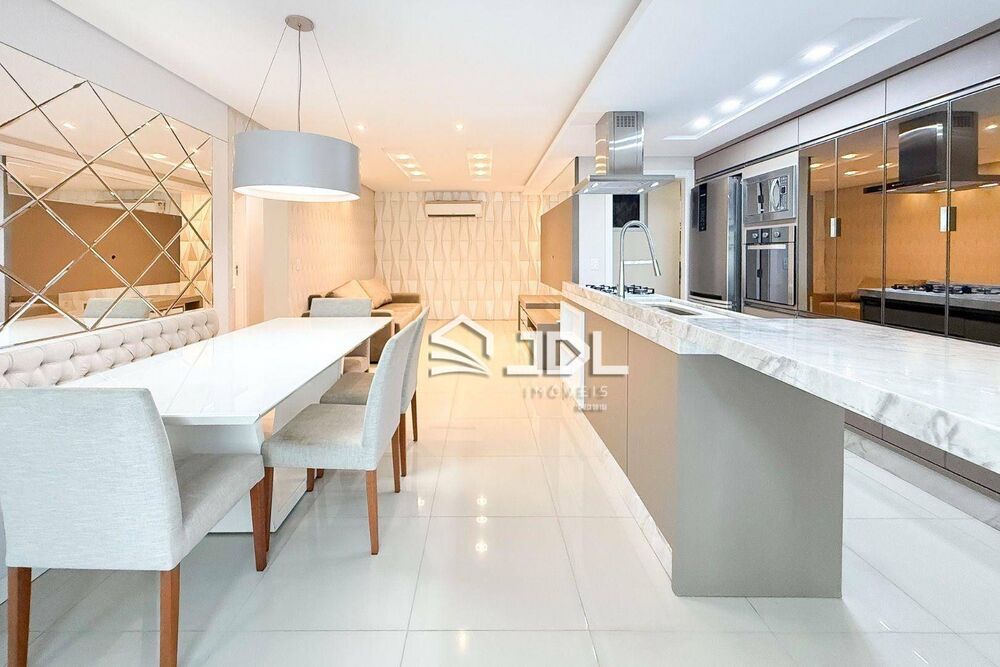 Apartamento, 3 quartos, 110 m² - Foto 1