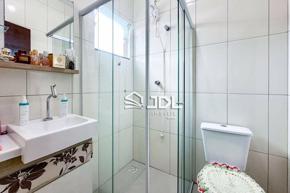 Casa à venda com 2 quartos, 91m² - Foto 12