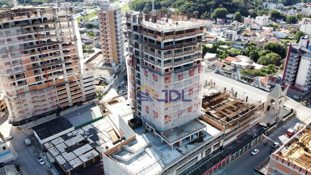 Apartamento à venda com 3 quartos, 99m² - Foto 3