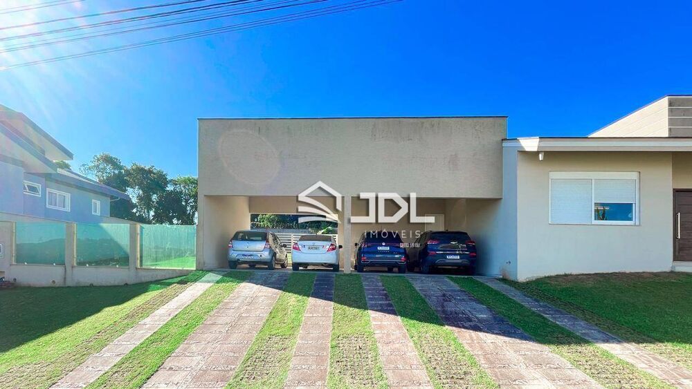 Casa de Condomínio à venda com 6 quartos, 416m² - Foto 2