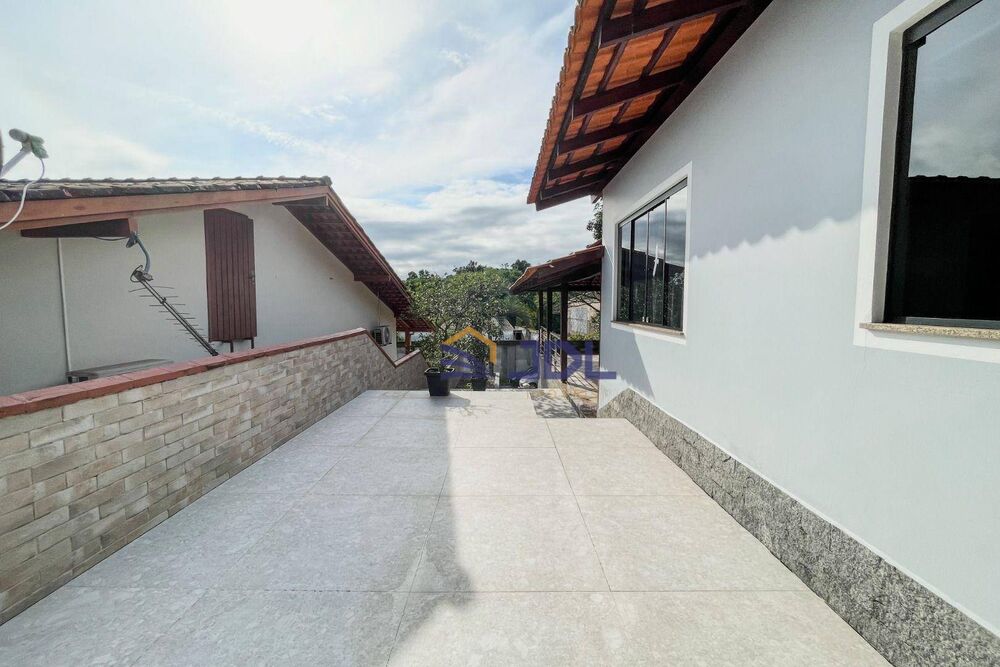 Casa, 3 quartos, 220 m² - Foto 2