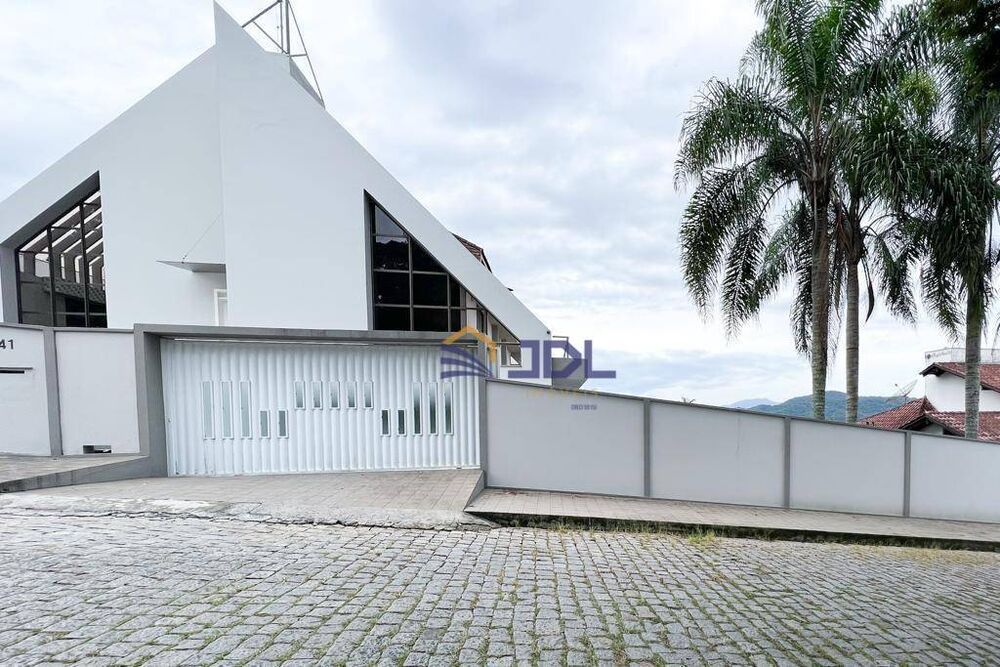 Casa à venda com 3 quartos, 457m² - Foto 3