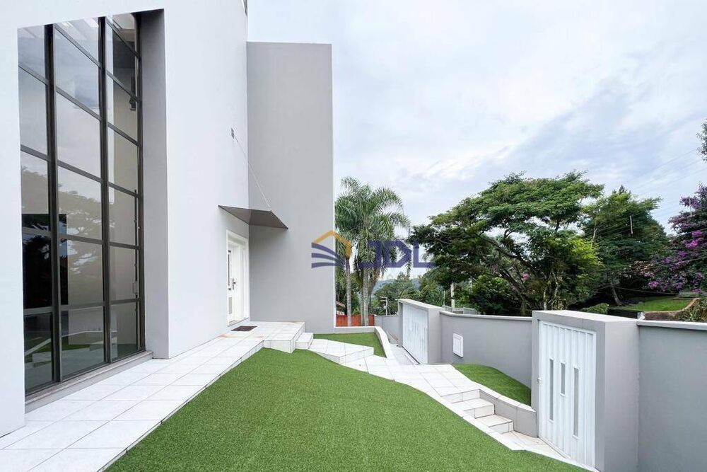 Casa à venda com 3 quartos, 457m² - Foto 4