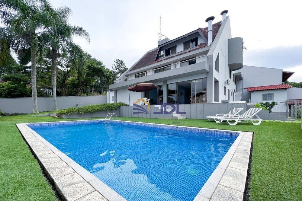 Casa à venda com 3 quartos, 457m² - Foto 8