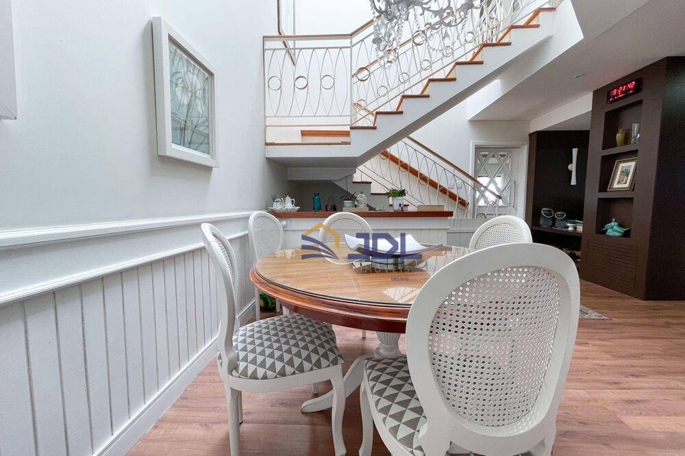 Casa, 4 quartos, 408 m² - Foto 2