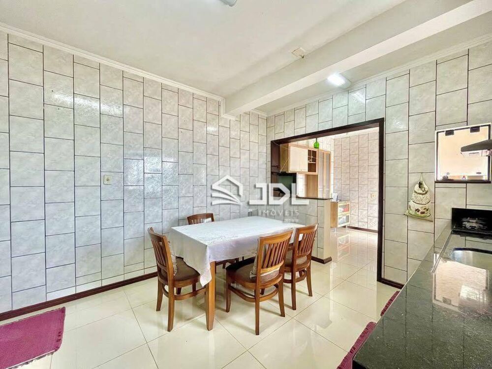 Casa, 3 quartos, 205 m² - Foto 13