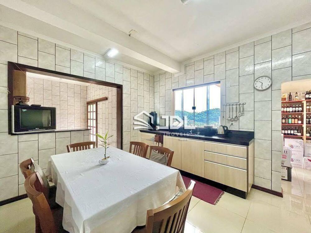 Casa, 3 quartos, 205 m² - Foto 14