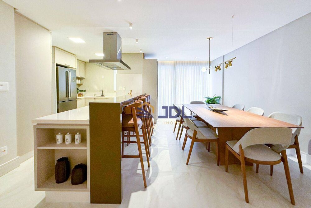 Apartamento, 3 quartos, 130 m² - Foto 1