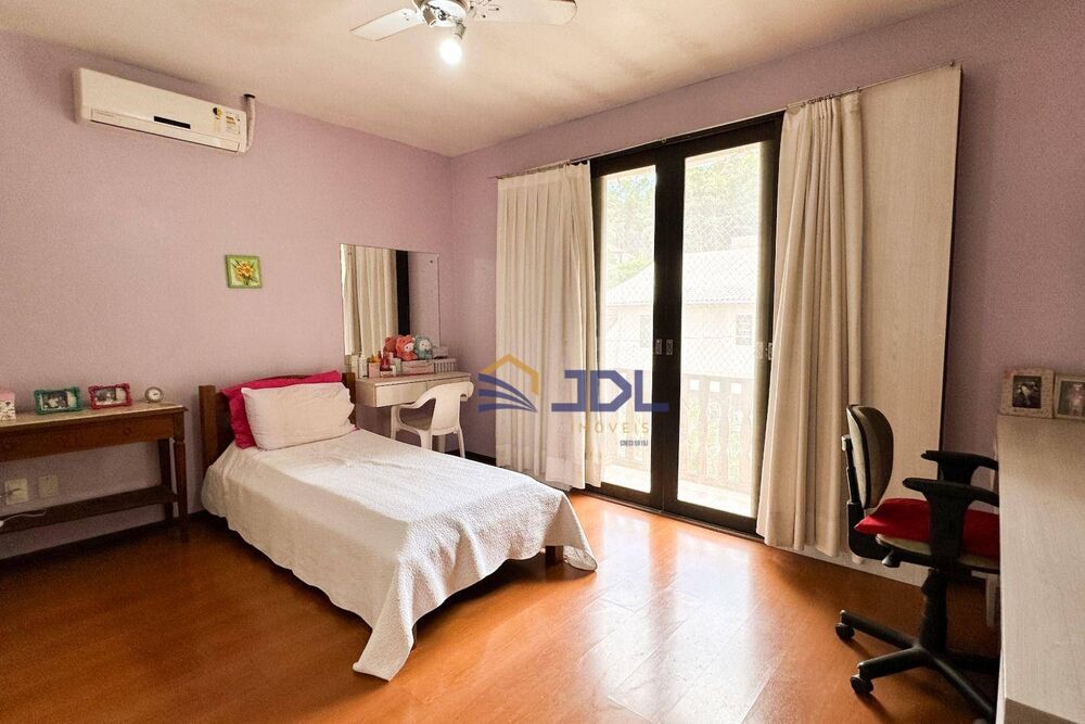 Casa, 4 quartos, 285 m² - Foto 13