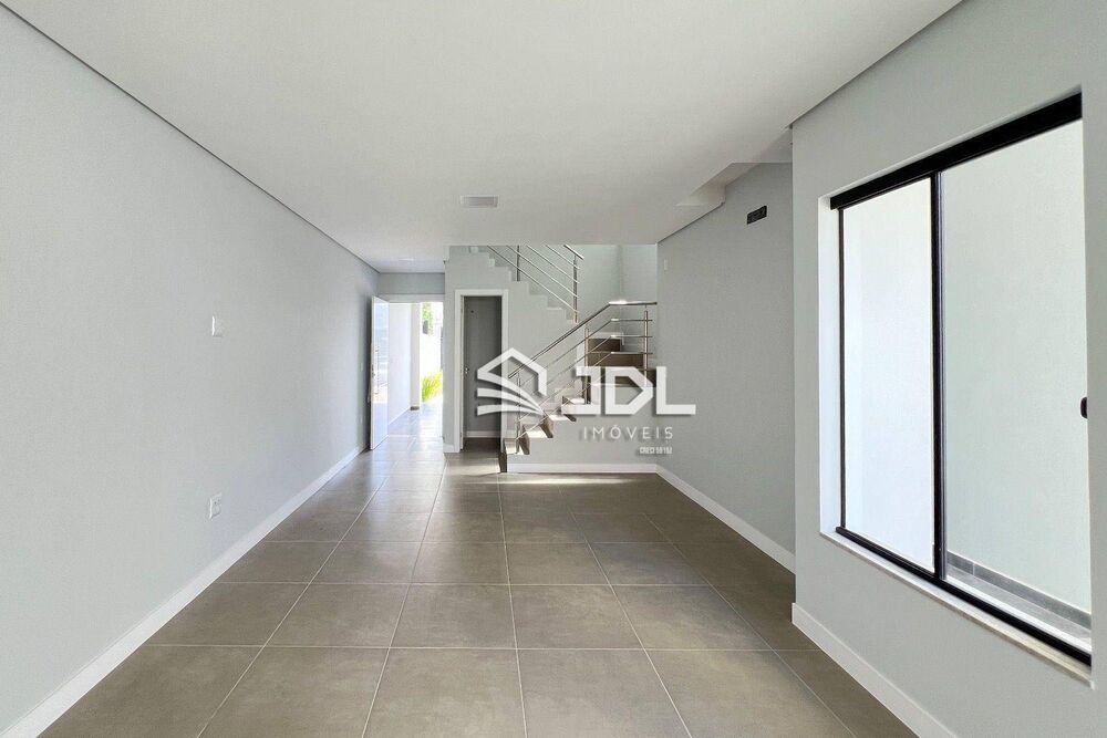 Casa à venda com 3 quartos, 153m² - Foto 7