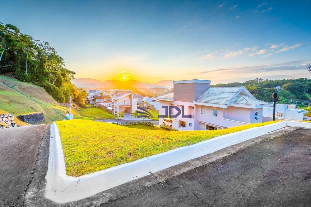 Loteamento e Condomínio, 375 m² - Foto 1