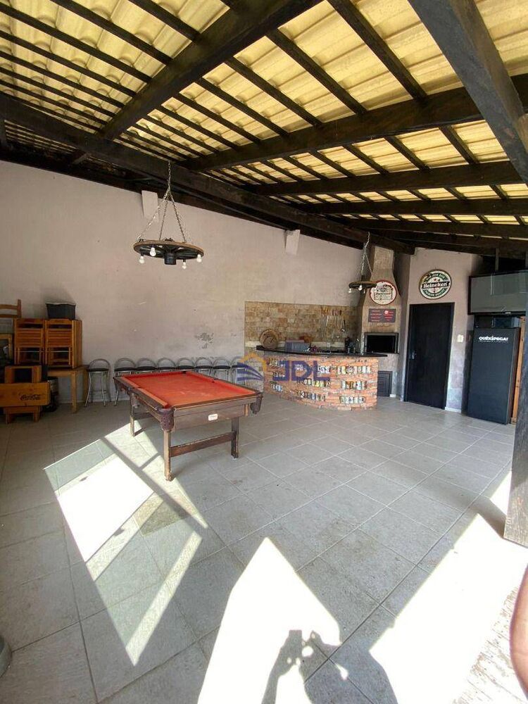 Casa, 2 quartos, 331 m² - Foto 1