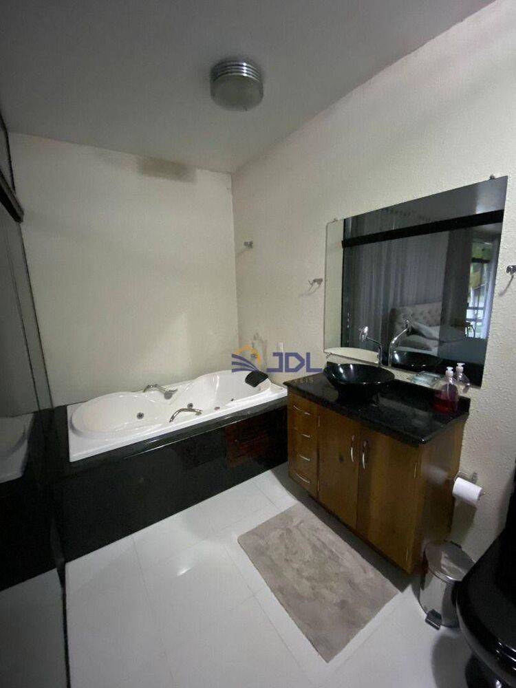 Casa, 2 quartos, 331 m² - Foto 8