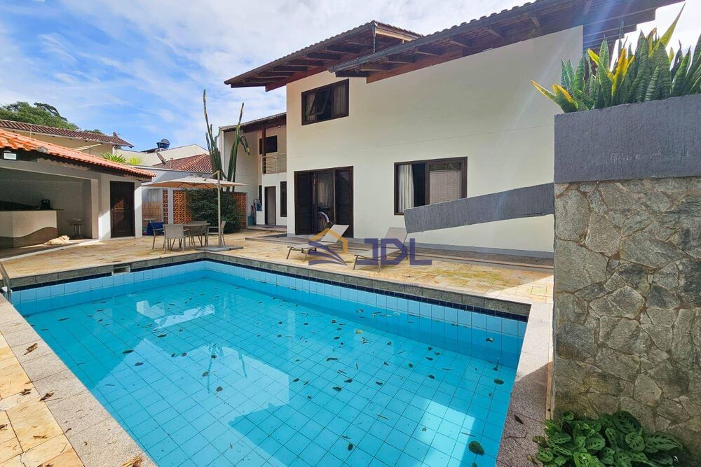 Casa, 4 quartos, 400 m² - Foto 1