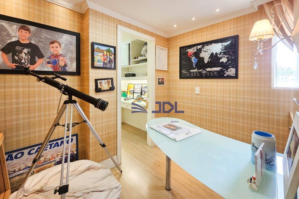 Cobertura, 4 quartos, 217 m² - Foto 2