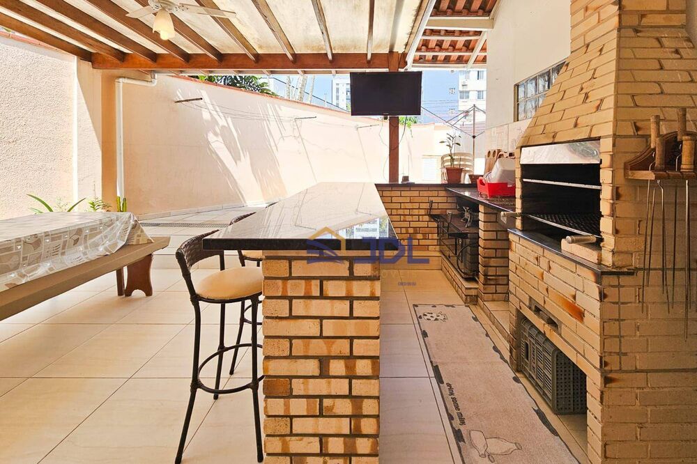 Casa à venda com 3 quartos, 154m² - Foto 2