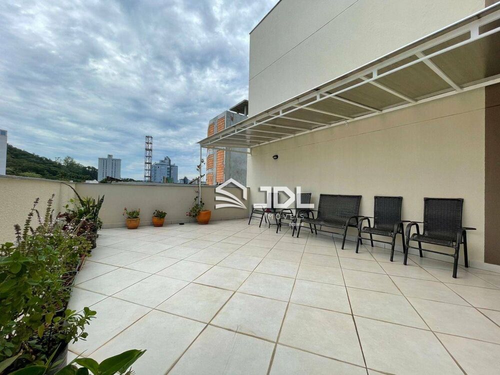 Apartamento à venda com 1 quarto, 33m² - Foto 3