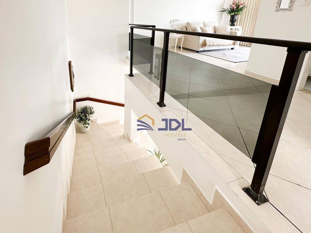 Casa, 3 quartos, 320 m² - Foto 3