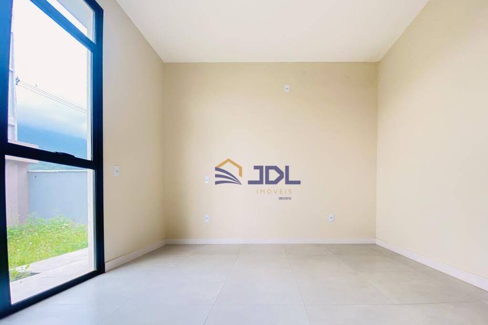 Casa à venda com 3 quartos, 102m² - Foto 12
