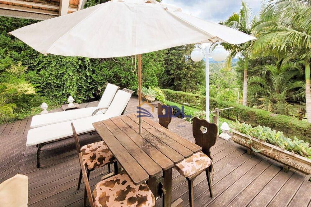 Casa à venda com 4 quartos, 700m² - Foto 7
