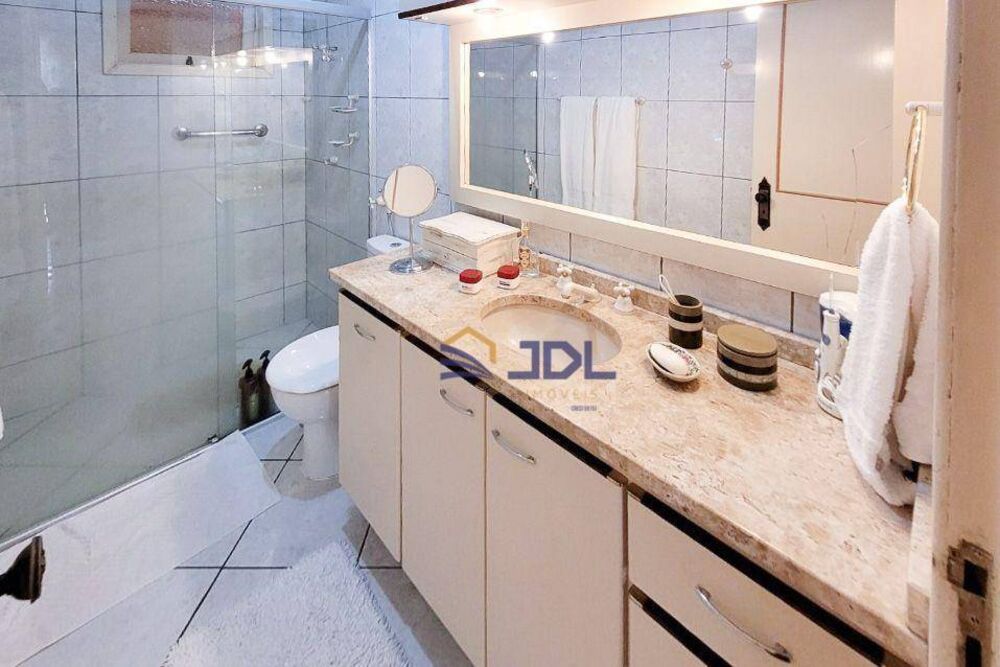 Casa à venda com 4 quartos, 700m² - Foto 18