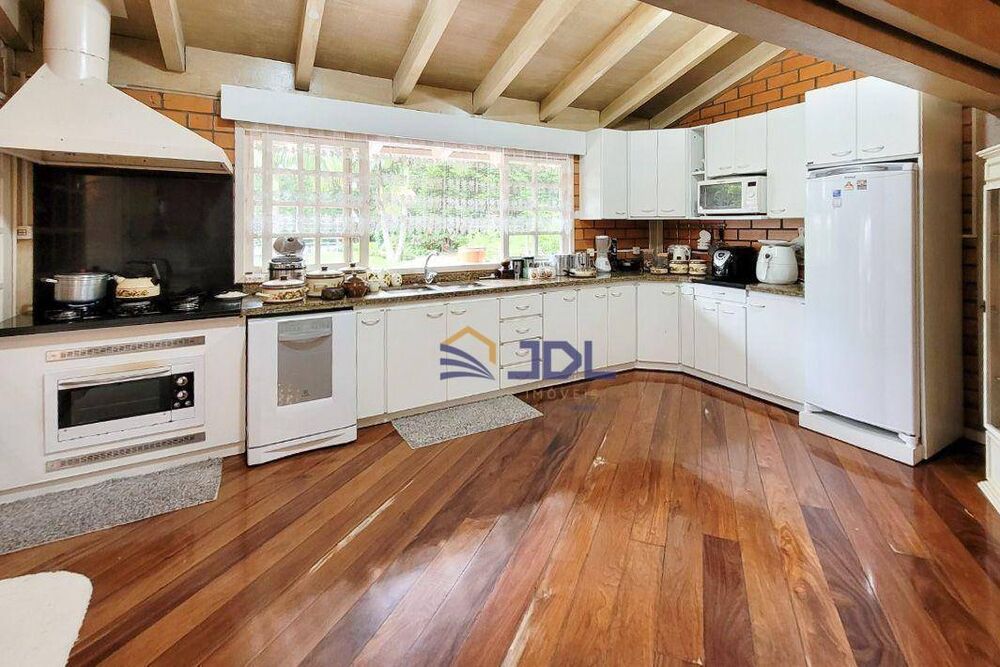 Casa à venda com 4 quartos, 700m² - Foto 12