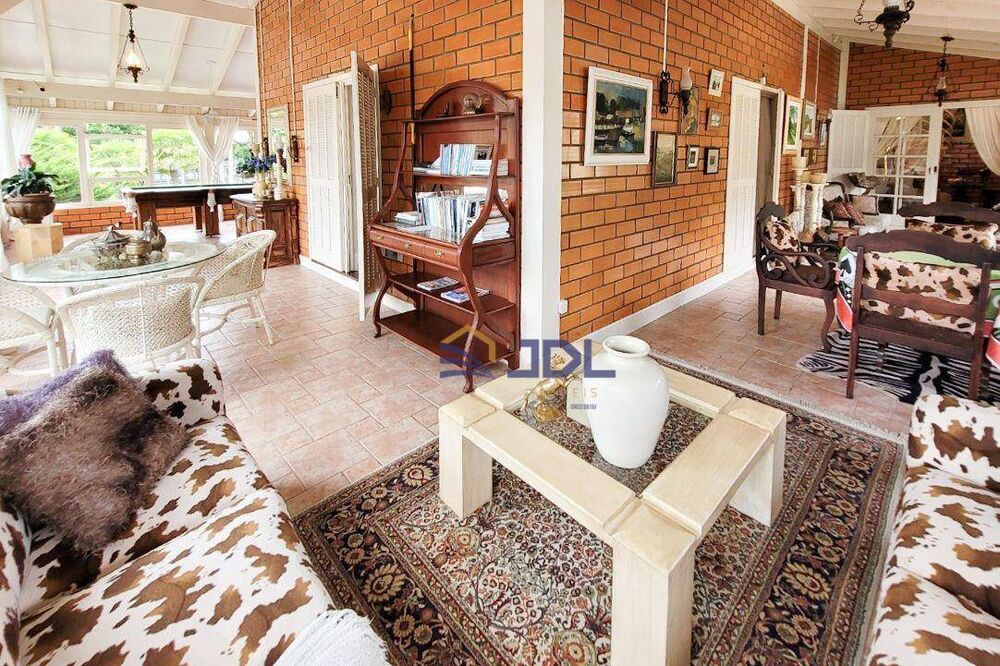 Casa à venda com 4 quartos, 700m² - Foto 13