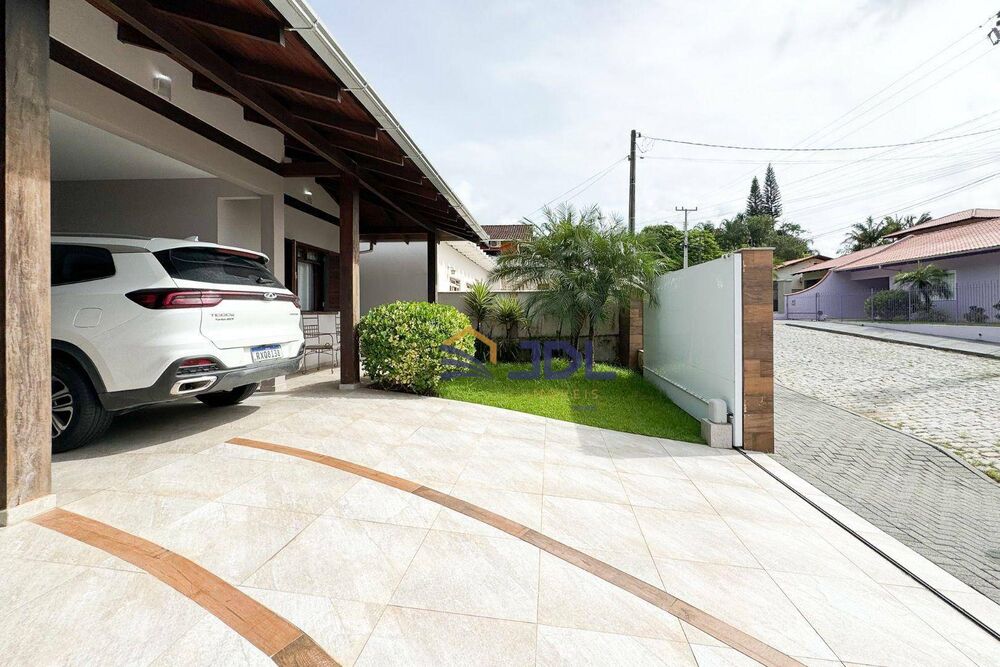 Casa à venda com 3 quartos, 230m² - Foto 12