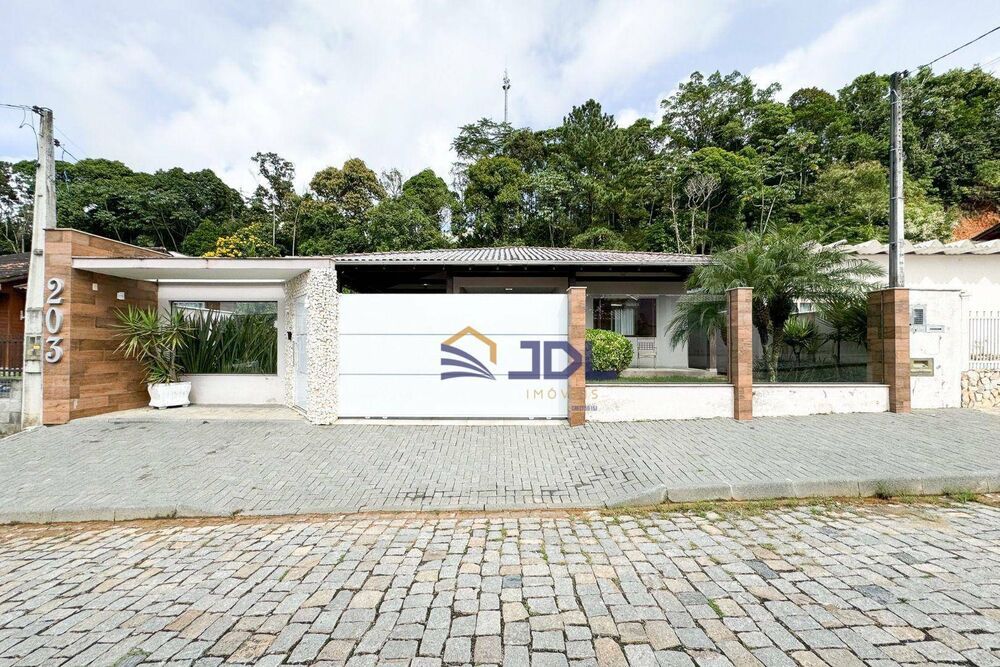 Casa à venda com 3 quartos, 230m² - Foto 13