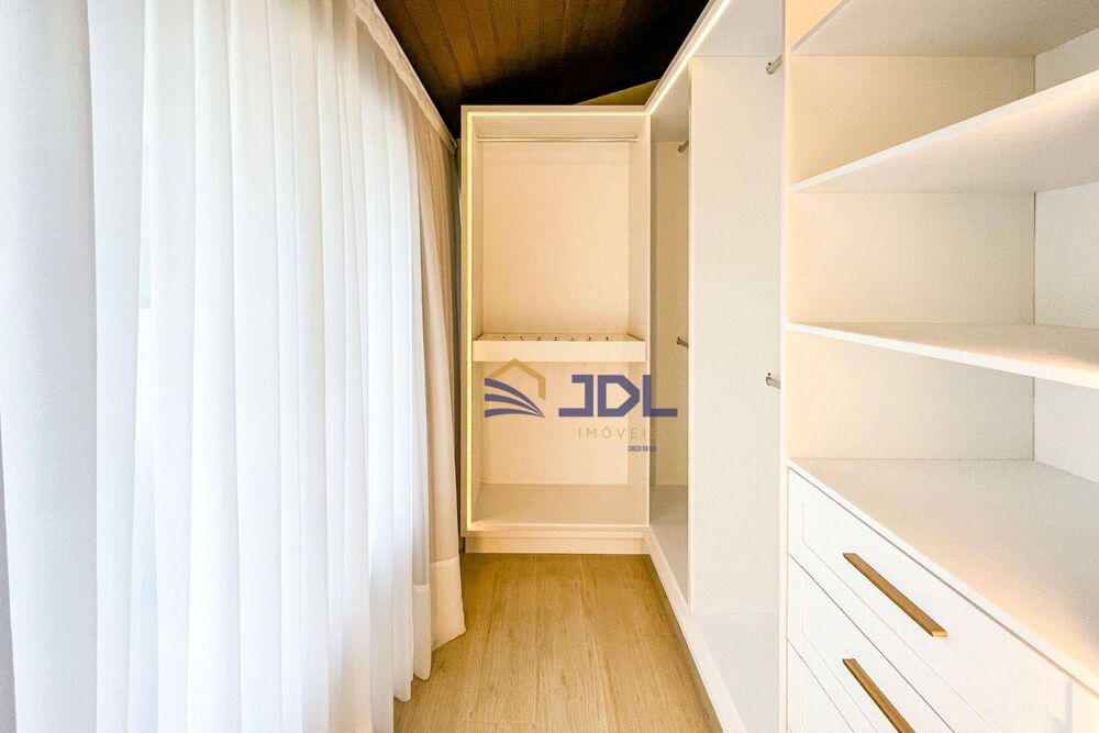 Casa, 3 quartos, 312 m² - Foto 3