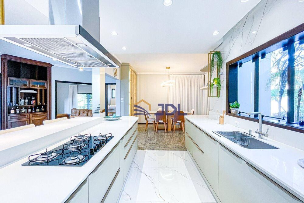 Casa, 3 quartos, 312 m² - Foto 2