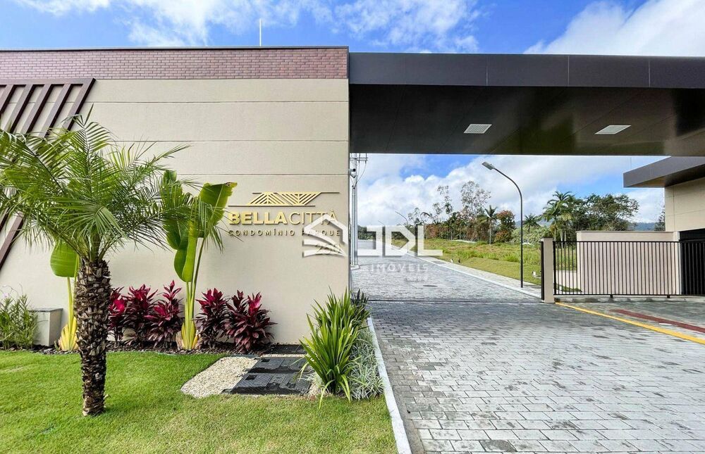 Loteamento e Condomínio, 290 m² - Foto 1