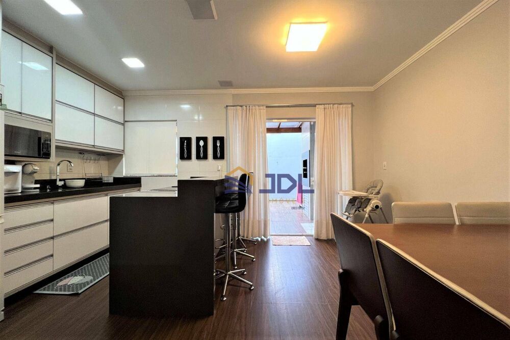 Sobrado à venda com 3 quartos, 98m² - Foto 5