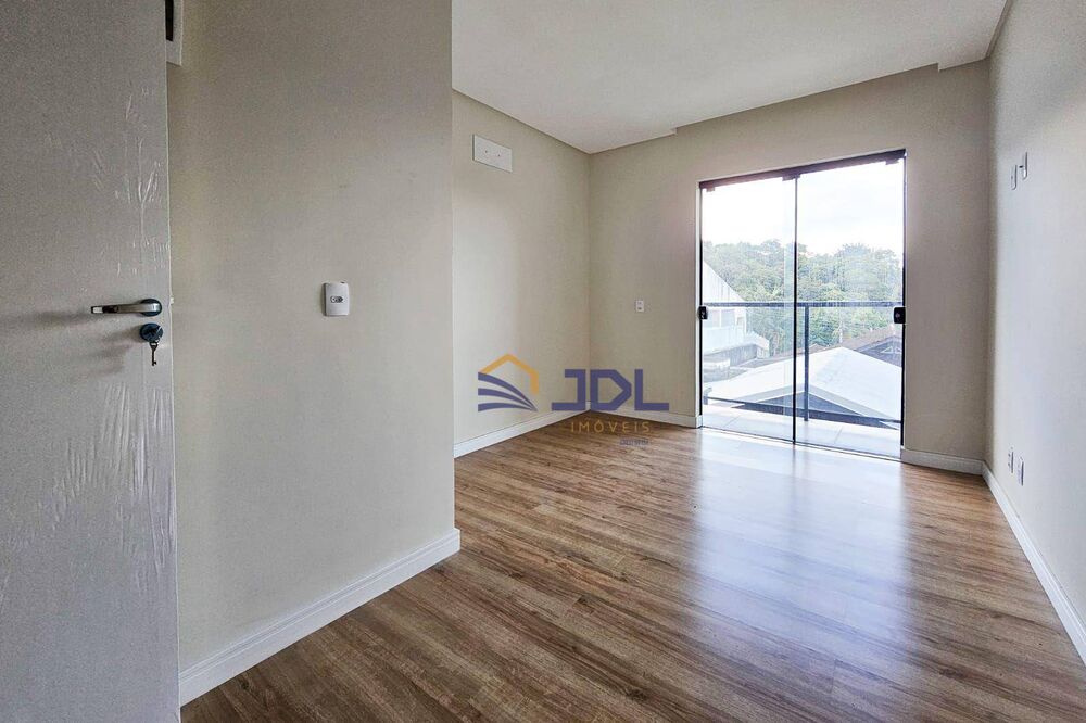 Casa à venda com 3 quartos, 118m² - Foto 3