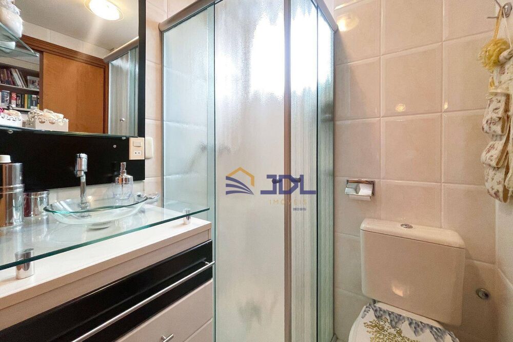 Apartamento à venda com 3 quartos, 93m² - Foto 3