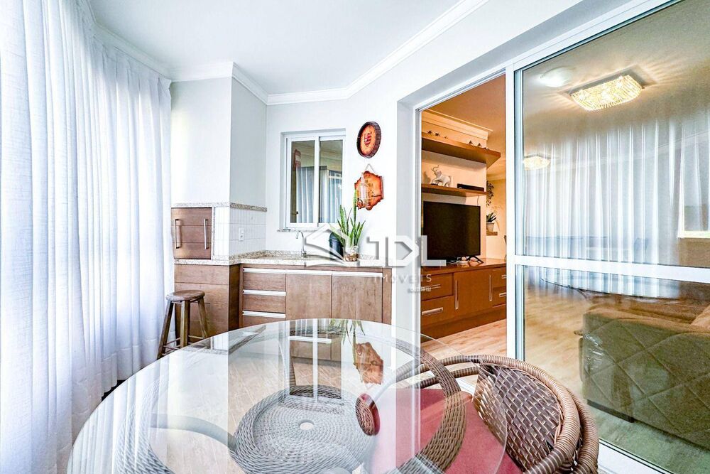 Apartamento, 3 quartos, 95 m² - Foto 2