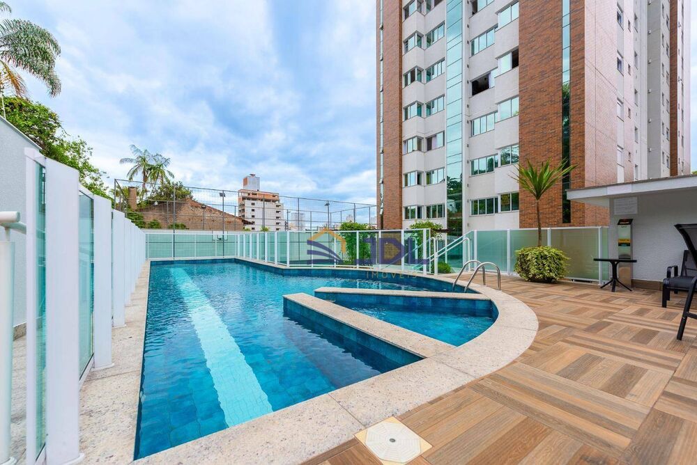 Cobertura, 3 quartos, 222 m² - Foto 2