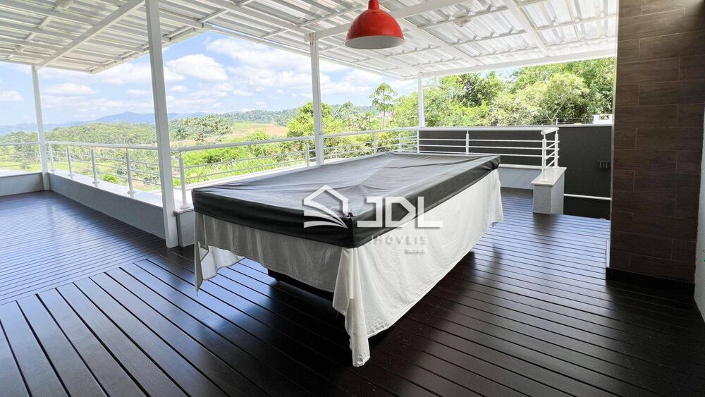 Casa à venda com 3 quartos, 201m² - Foto 8