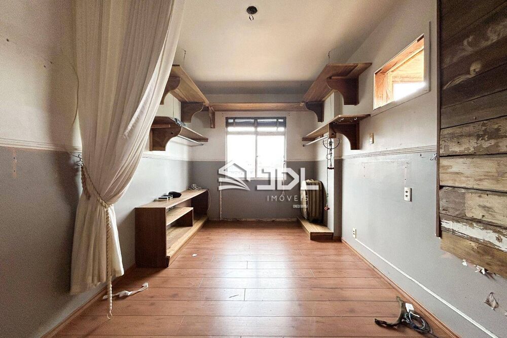 Apartamento à venda com 3 quartos, 121m² - Foto 11