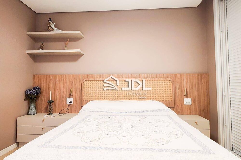 Casa à venda com 3 quartos, 151m² - Foto 4