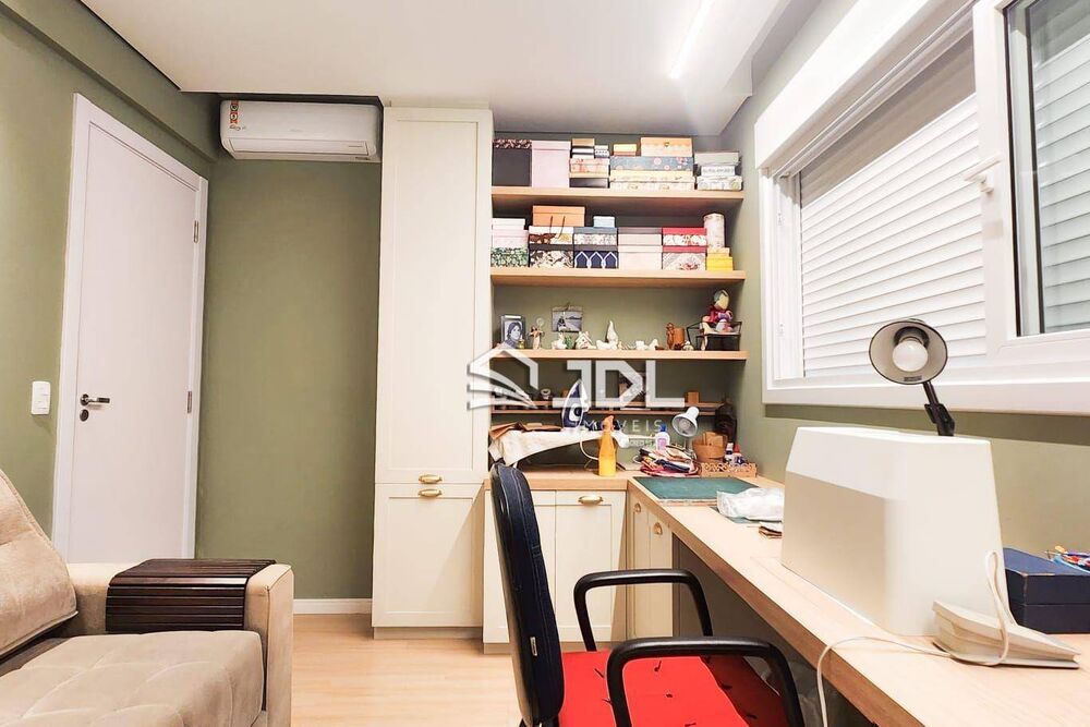 Casa à venda com 3 quartos, 151m² - Foto 7