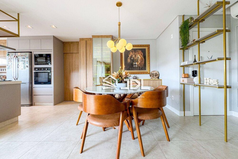 Cobertura, 4 quartos, 212 m² - Foto 2