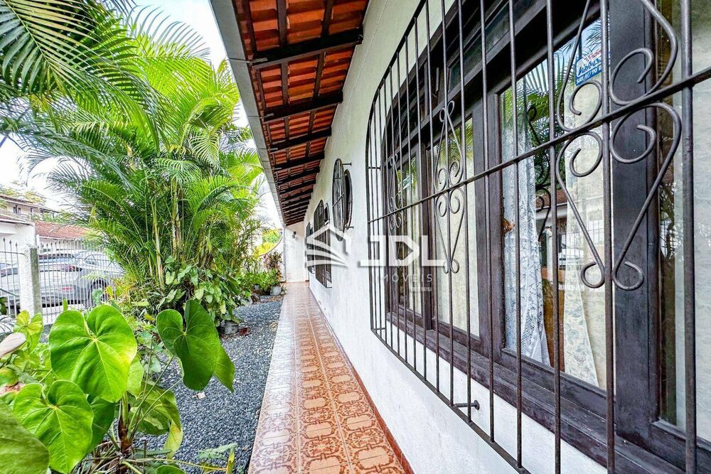 Casa, 3 quartos, 180 m² - Foto 2