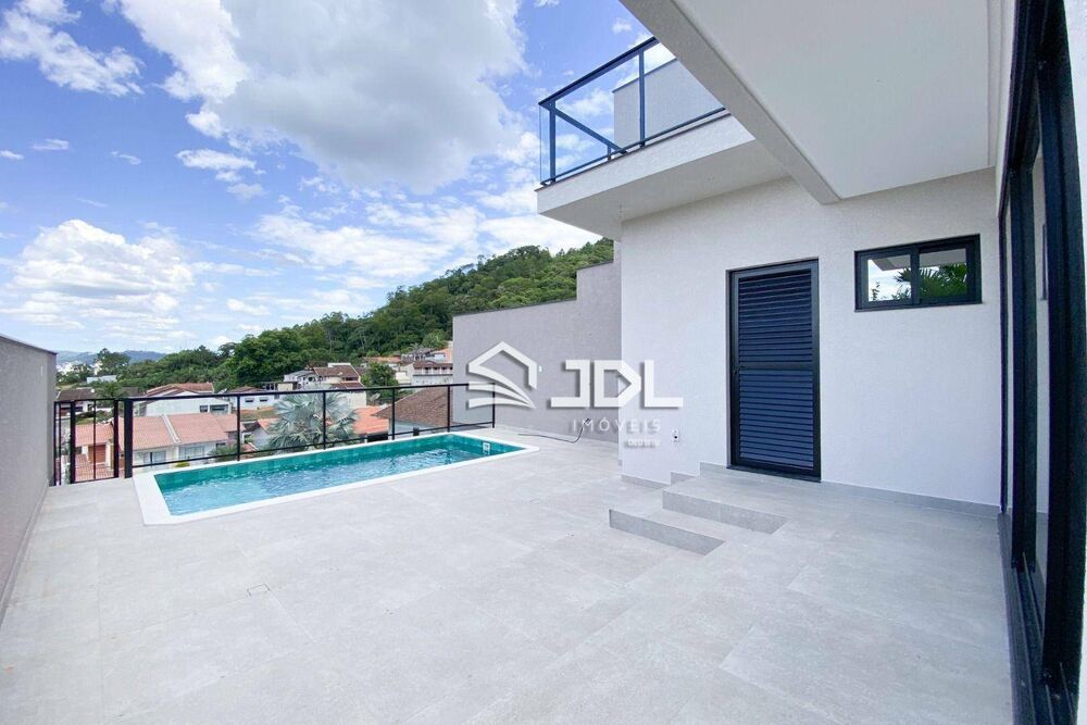 Casa à venda com 3 quartos, 279m² - Foto 3