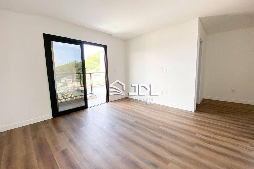 Casa à venda com 3 quartos, 279m² - Foto 4