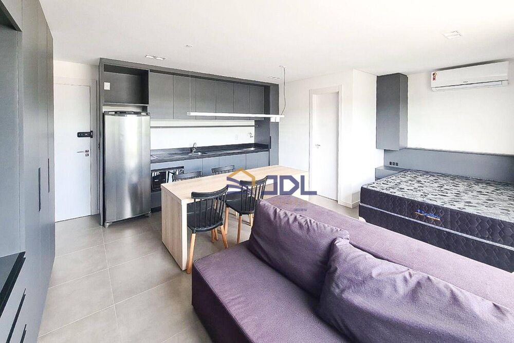 Apartamento à venda com 1 quarto, 33m² - Foto 3