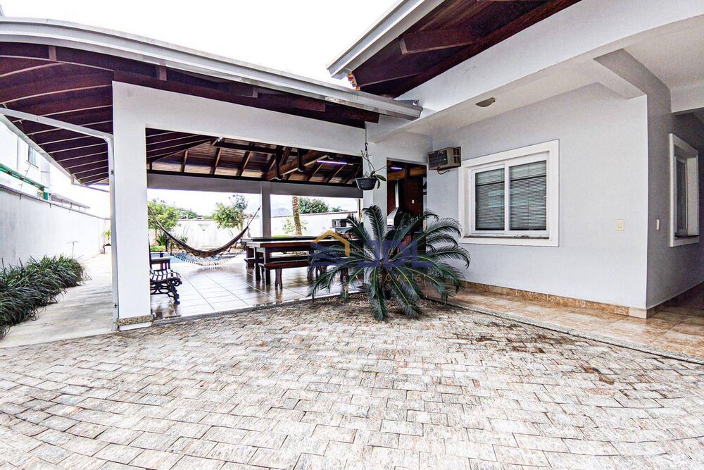 Casa, 5 quartos, 382 m² - Foto 3