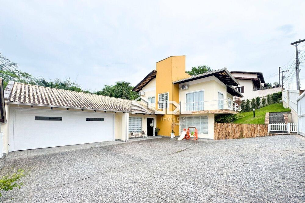 Casa, 3 quartos, 500 m² - Foto 1